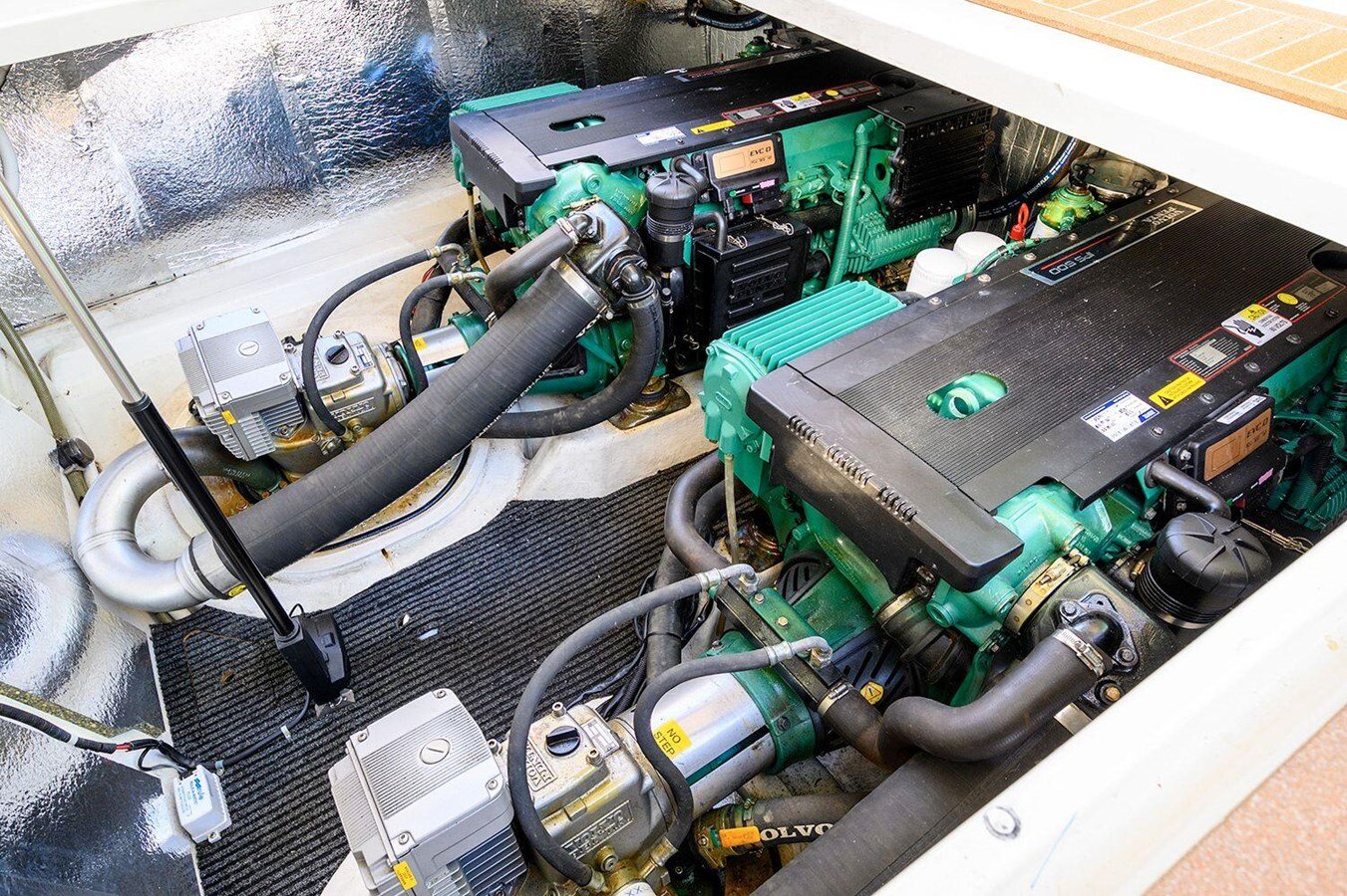 2009-genesis-44-49788b