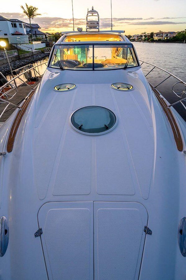 2009-genesis-44-49788b