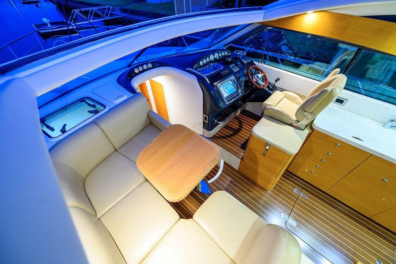 2009-genesis-44-49788b