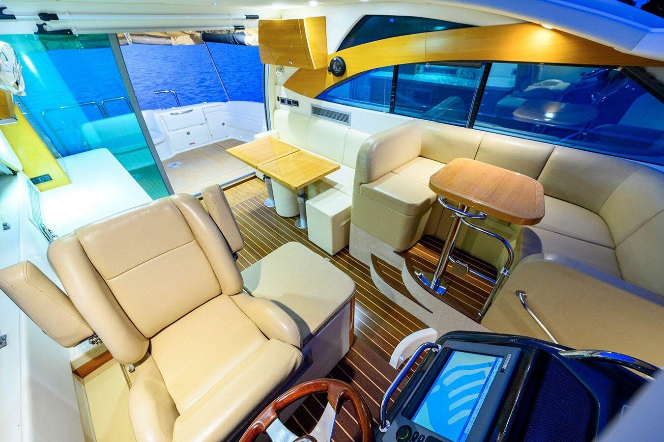 2009-genesis-44-49788b