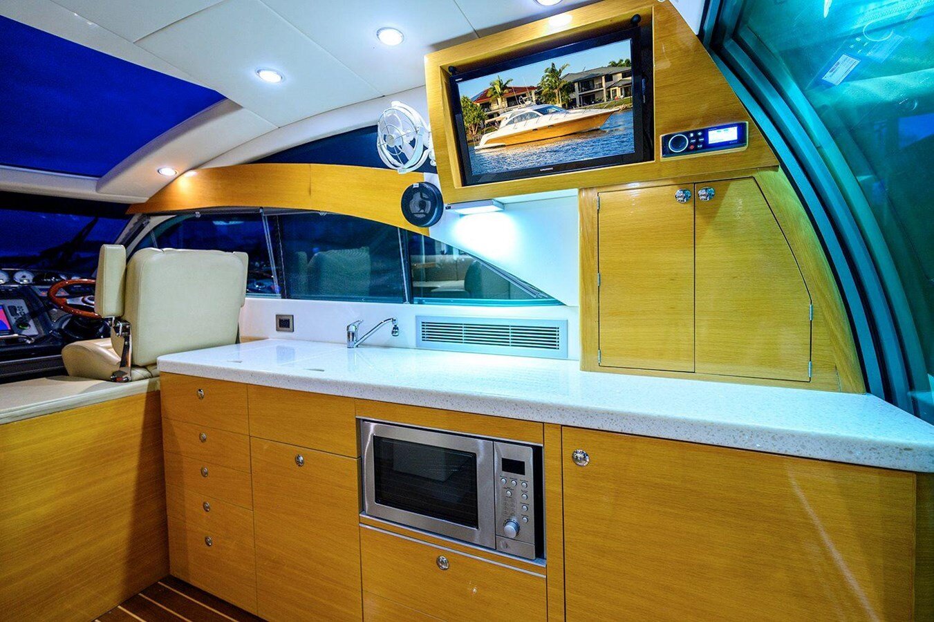 2009-genesis-44-49788b