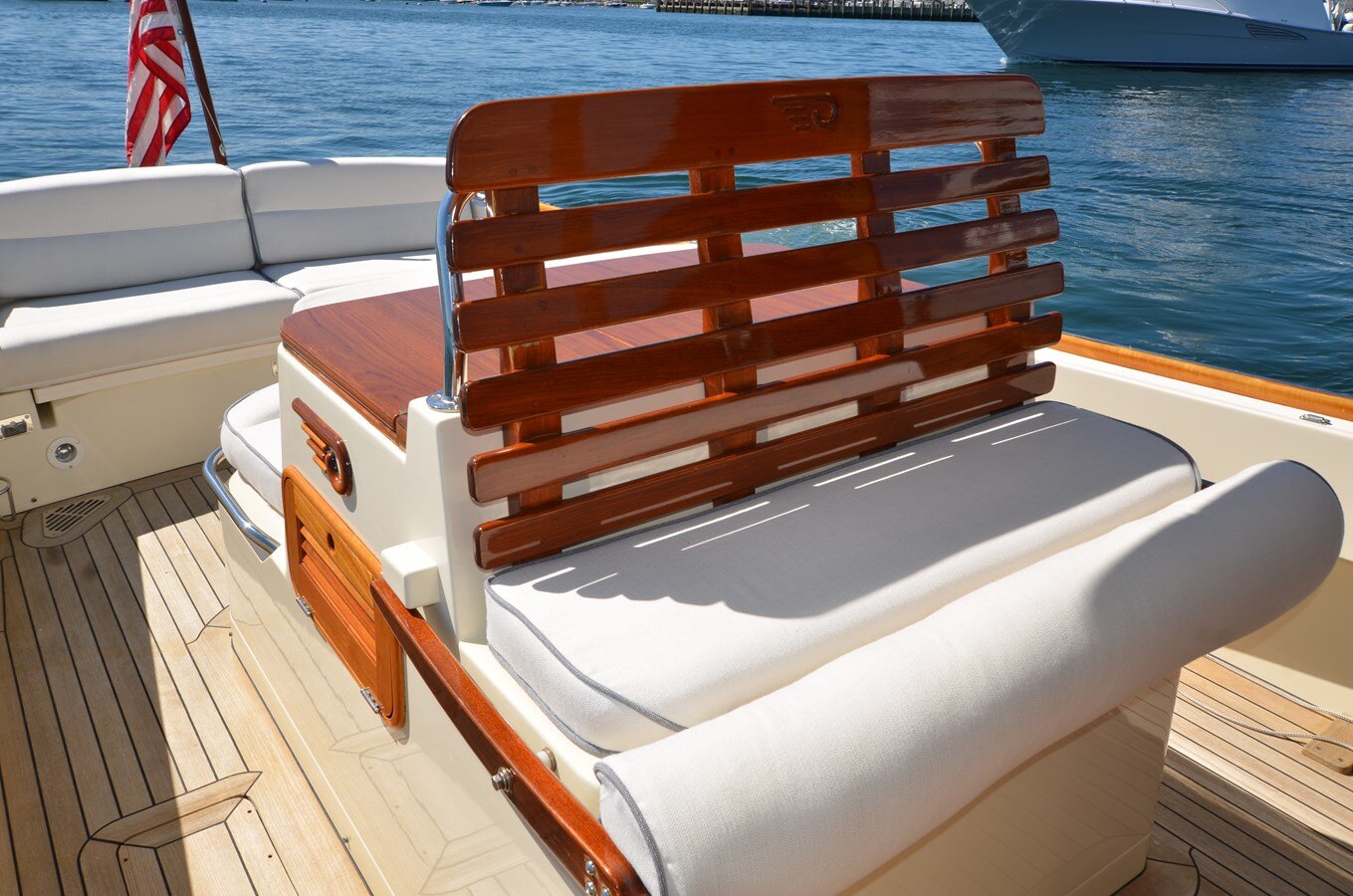 2009-hinckley-29-2-97c8ec