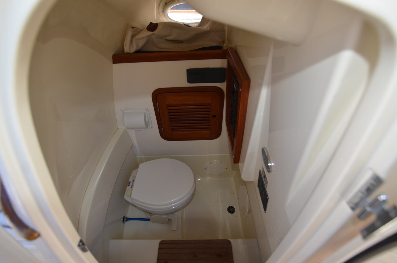 2009-hinckley-29-2-97c8ec