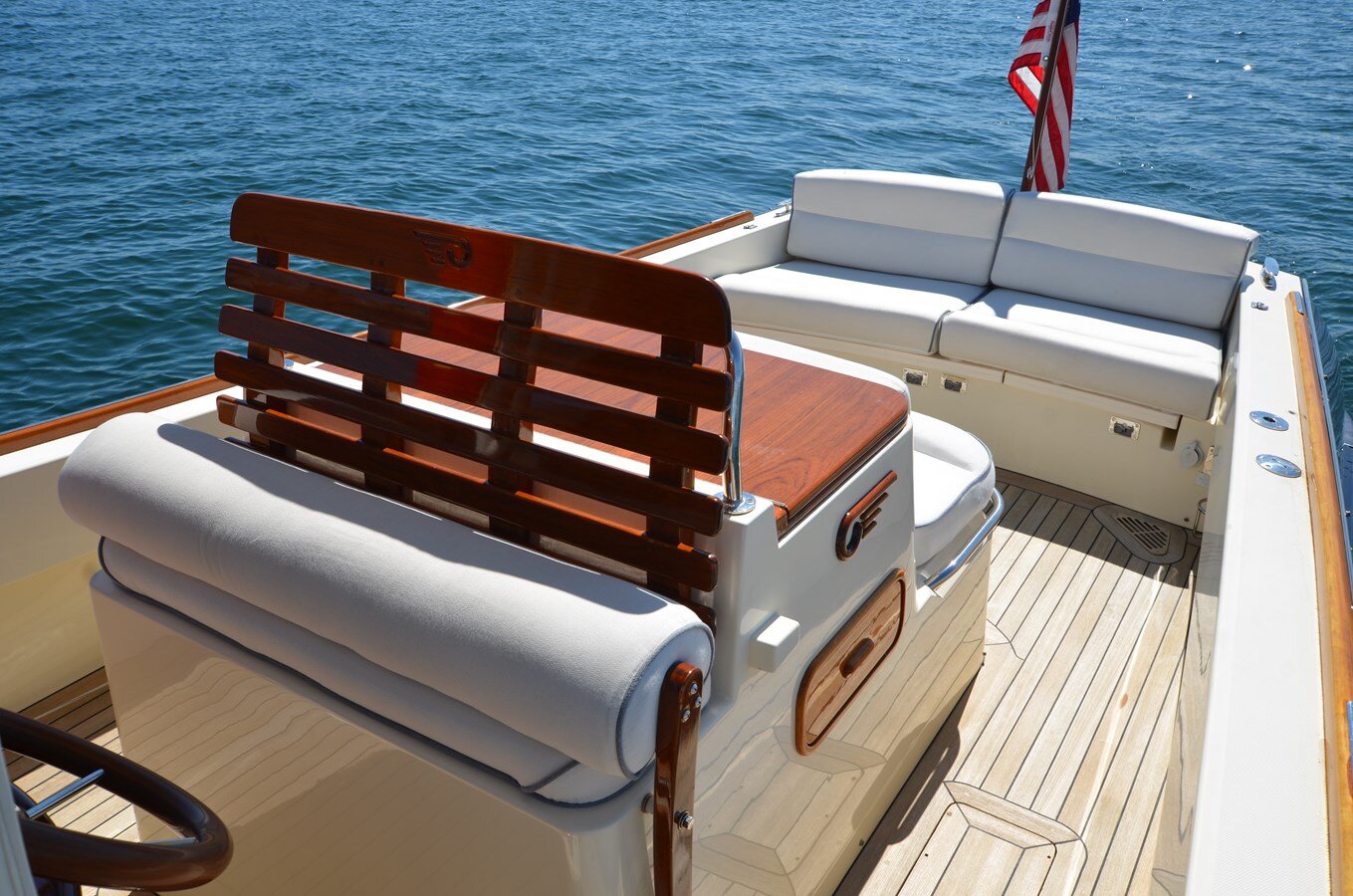 2009-hinckley-29-2-97c8ec