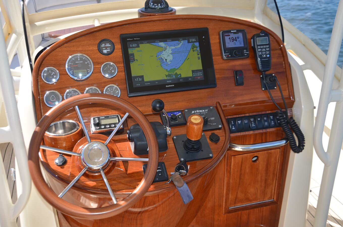 2009-hinckley-29-2-97c8ec