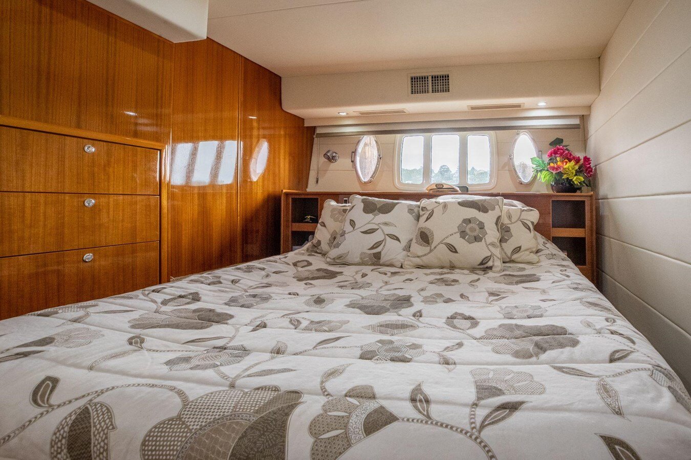 2009-maritimo-62-9-45df35