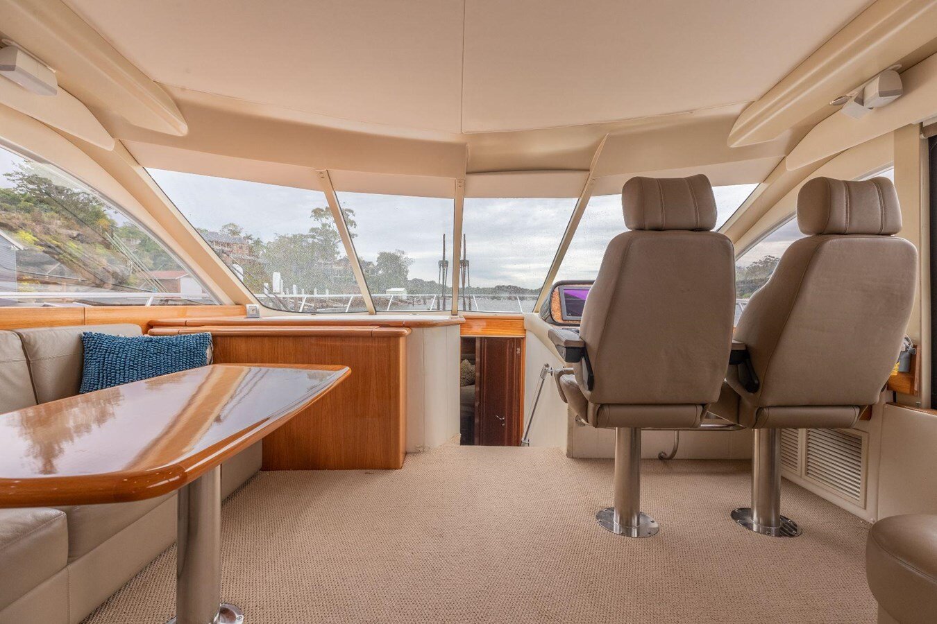 2009-maritimo-62-9-45df35