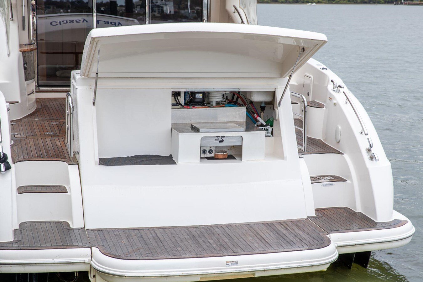 2009-maritimo-62-9-45df35