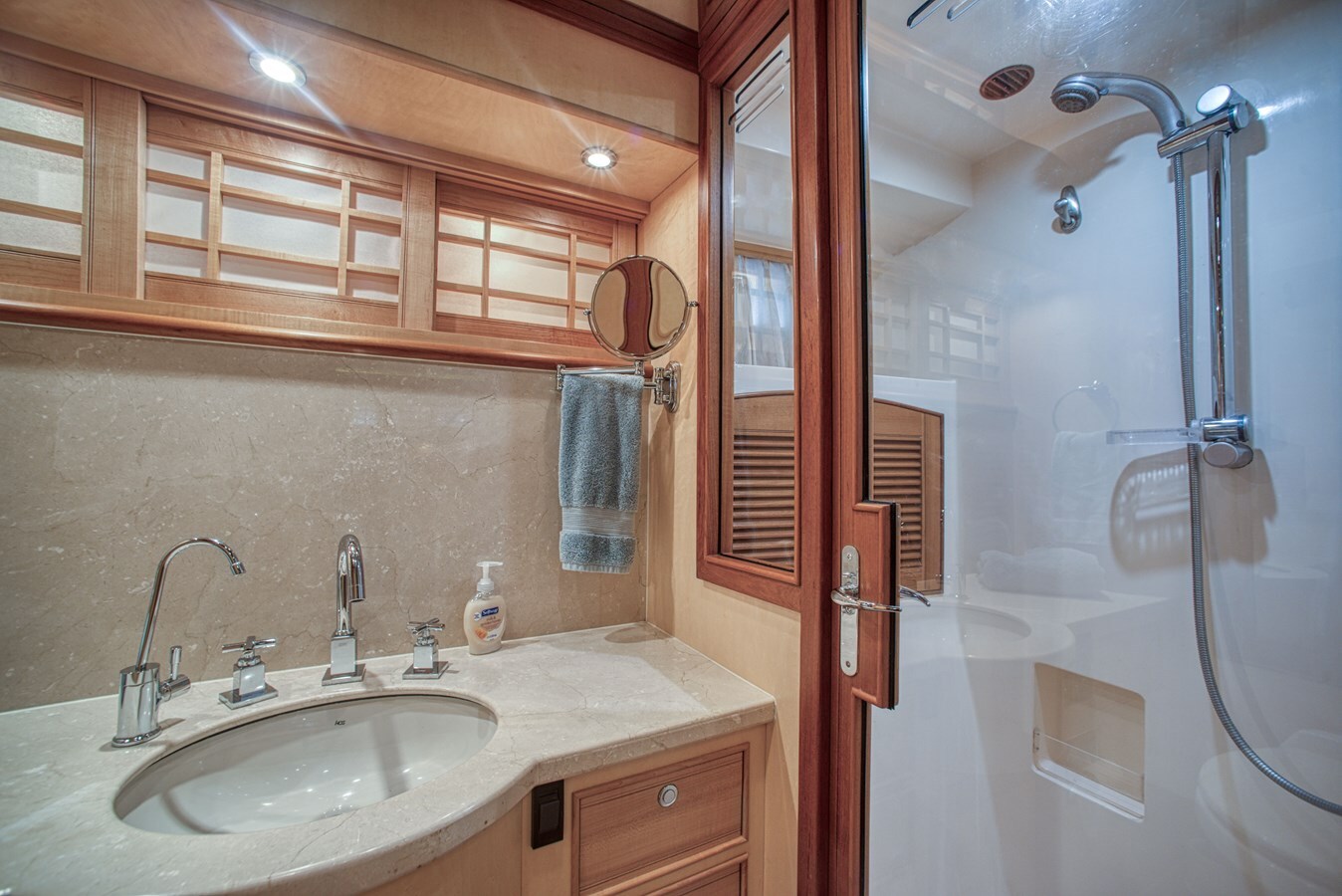 2009-marlow-yachts-62-2-83a079