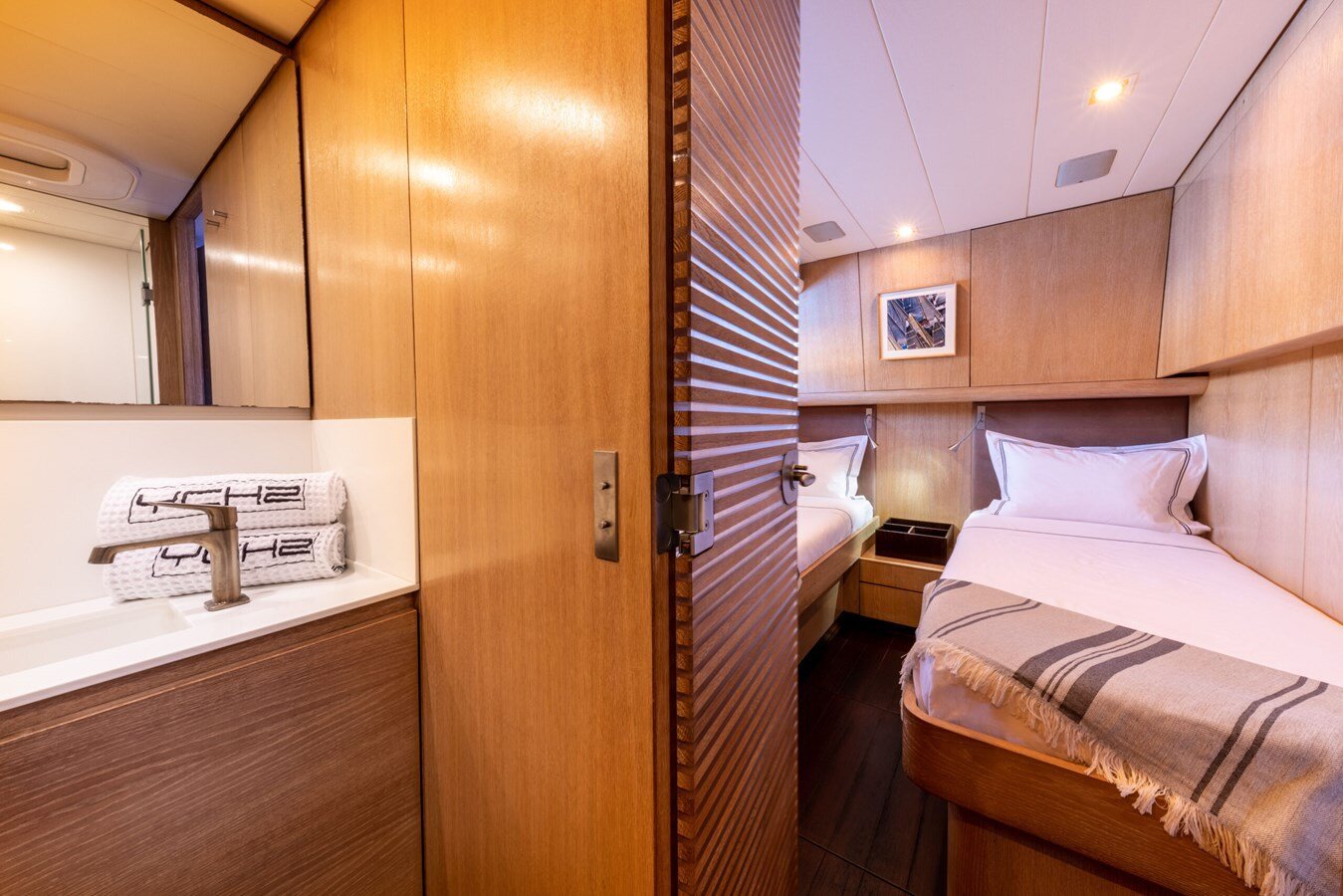 2009 NAUTOR SWAN 90' 11