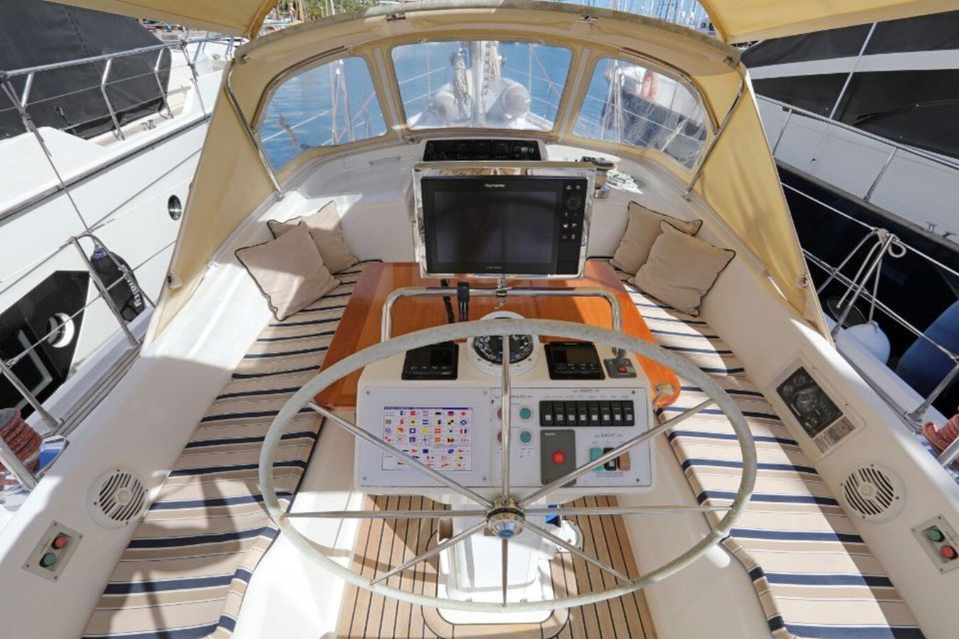 2009-oyster-marine-ltd-53-11-d5a71c