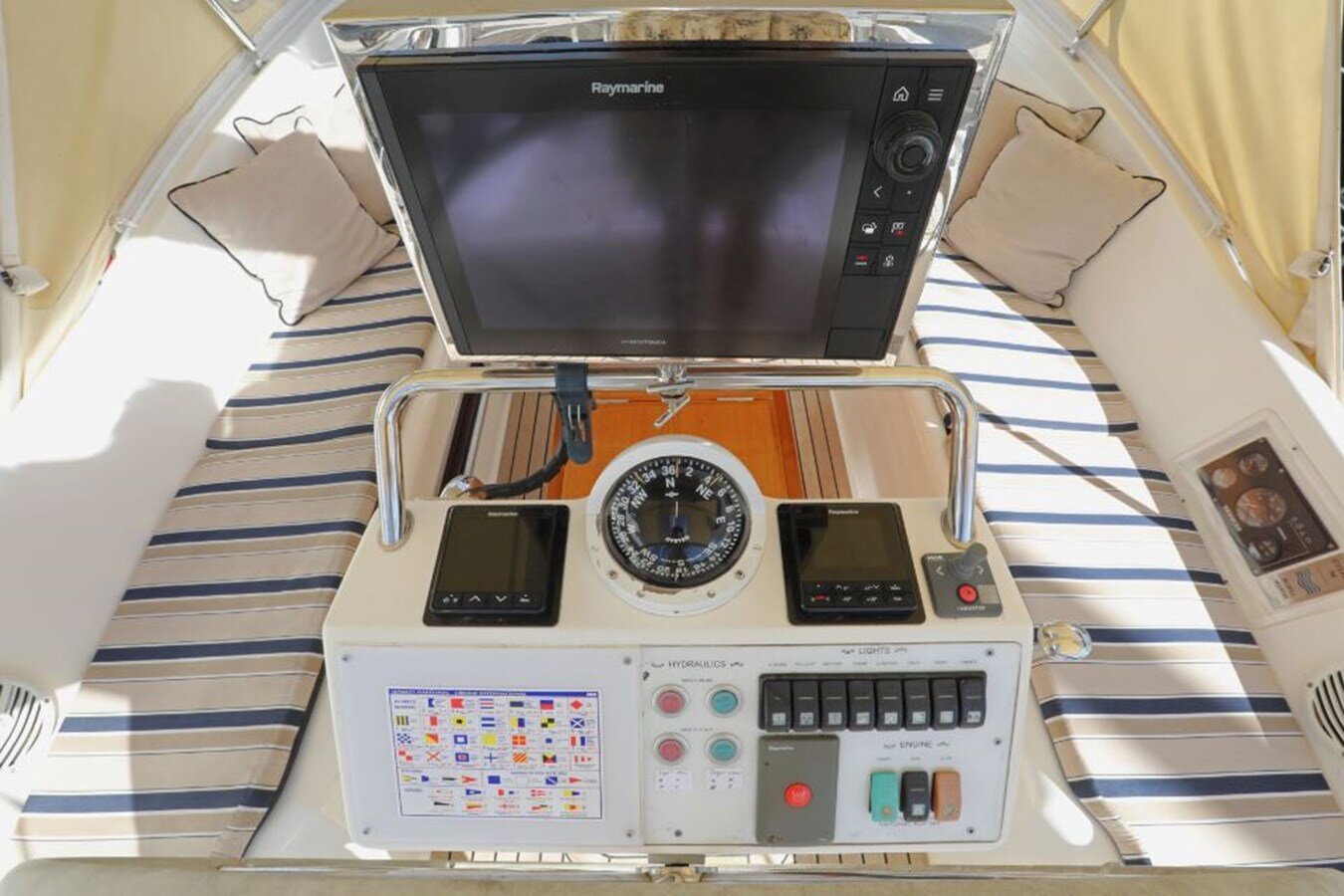 2009-oyster-marine-ltd-53-11-d5a71c