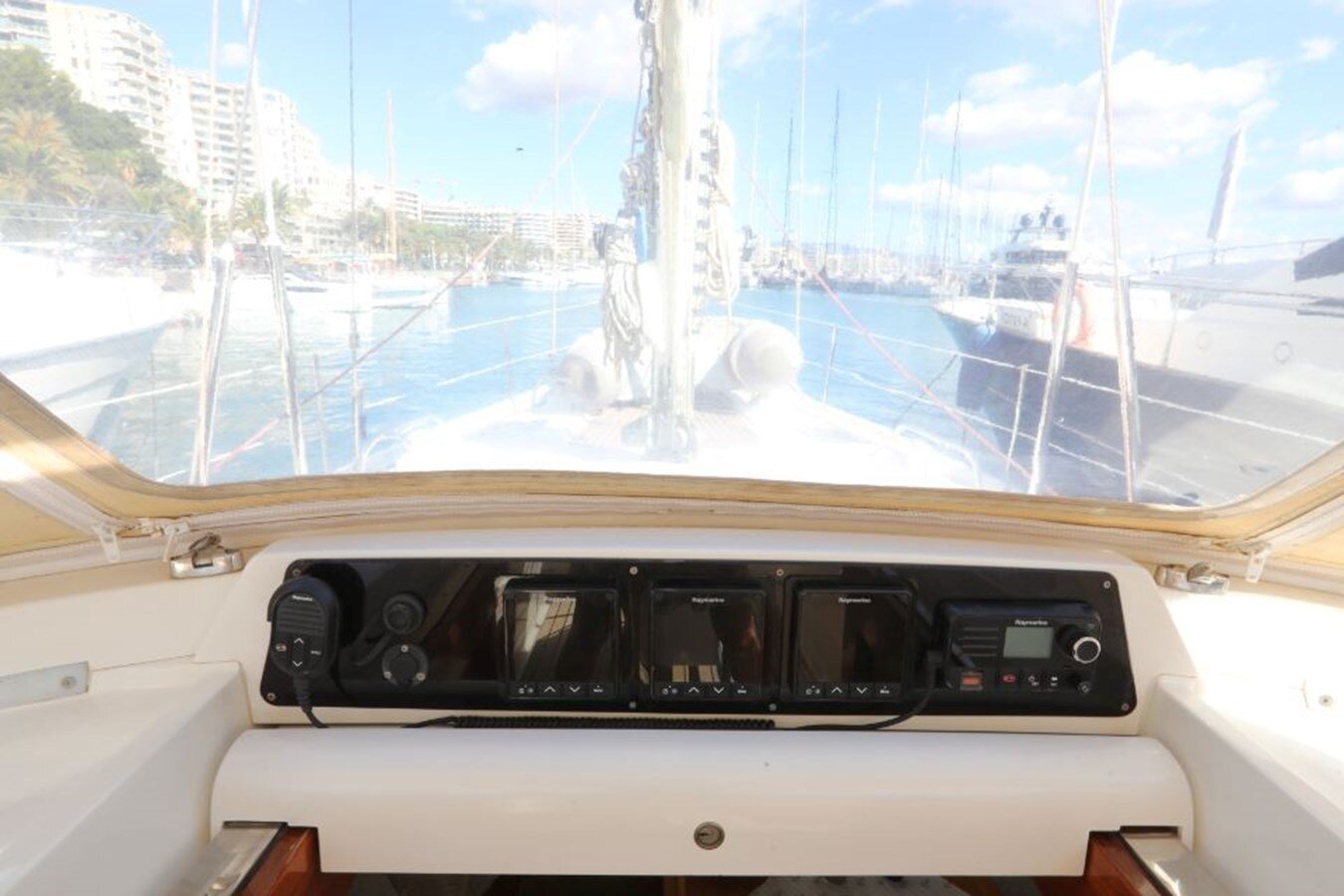 2009-oyster-marine-ltd-53-11-d5a71c