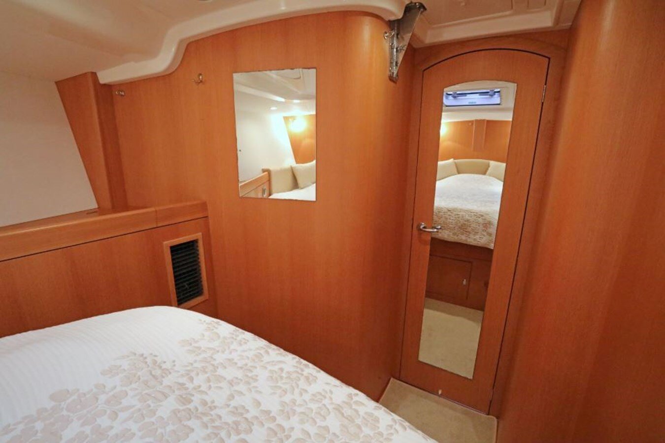 2009-oyster-marine-ltd-53-11-d5a71c