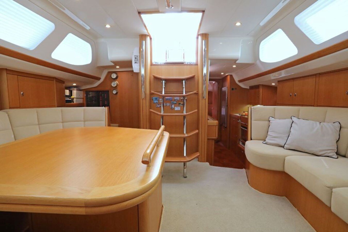 2009-oyster-marine-ltd-53-11-d5a71c