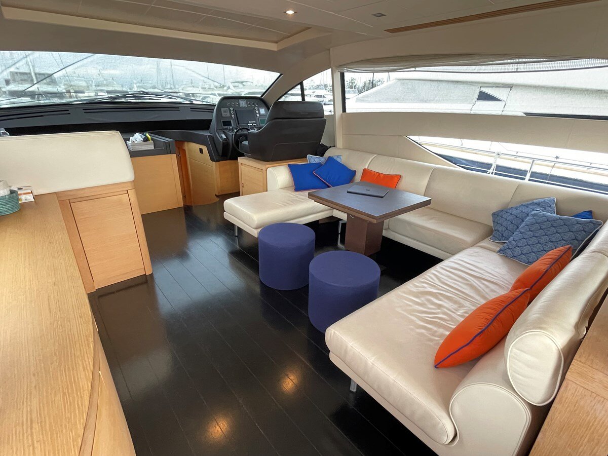 2009-pershing-65-8-a716e6