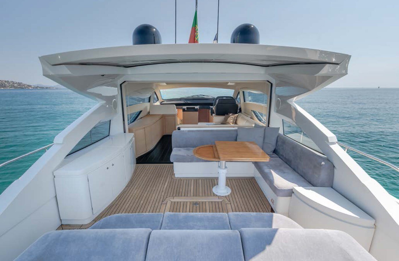 2009-pershing-65-8-a716e6