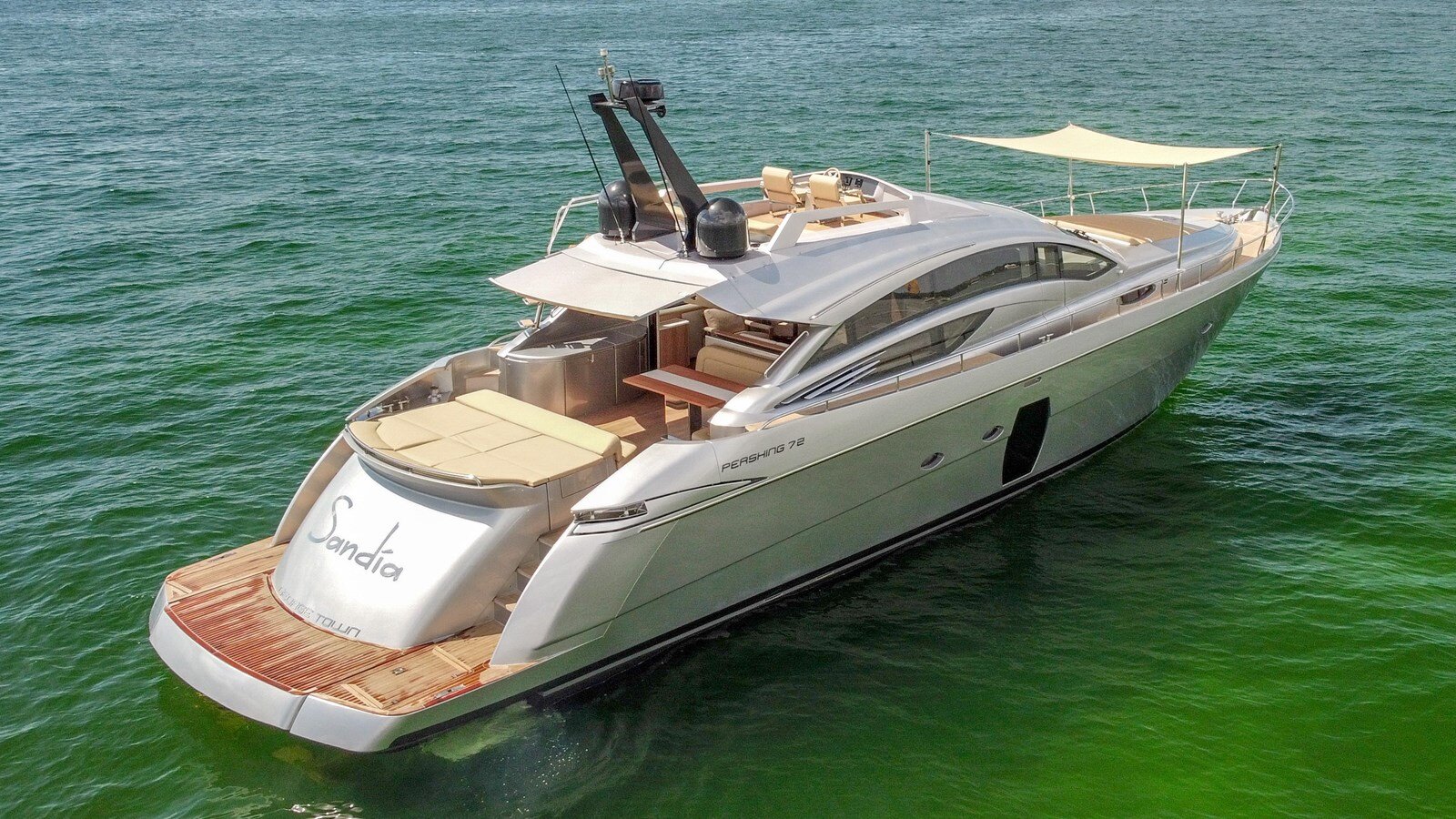 2009-pershing-72-d20ab2