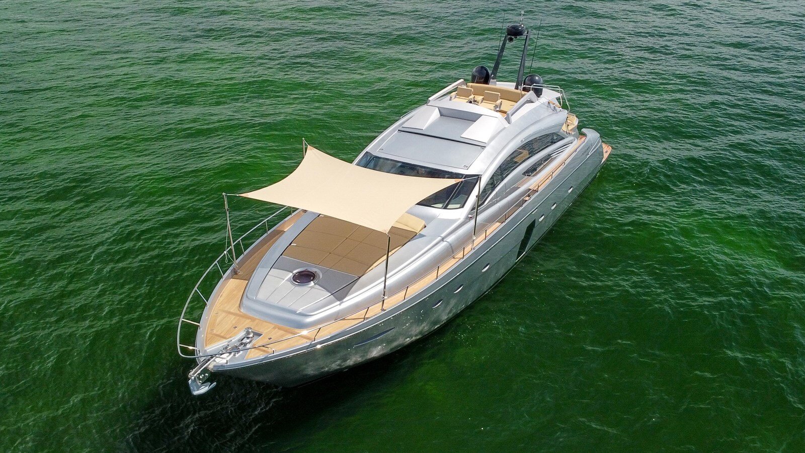 2009-pershing-72-d20ab2