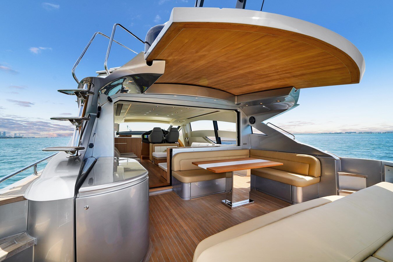 2009-pershing-72-d20ab2