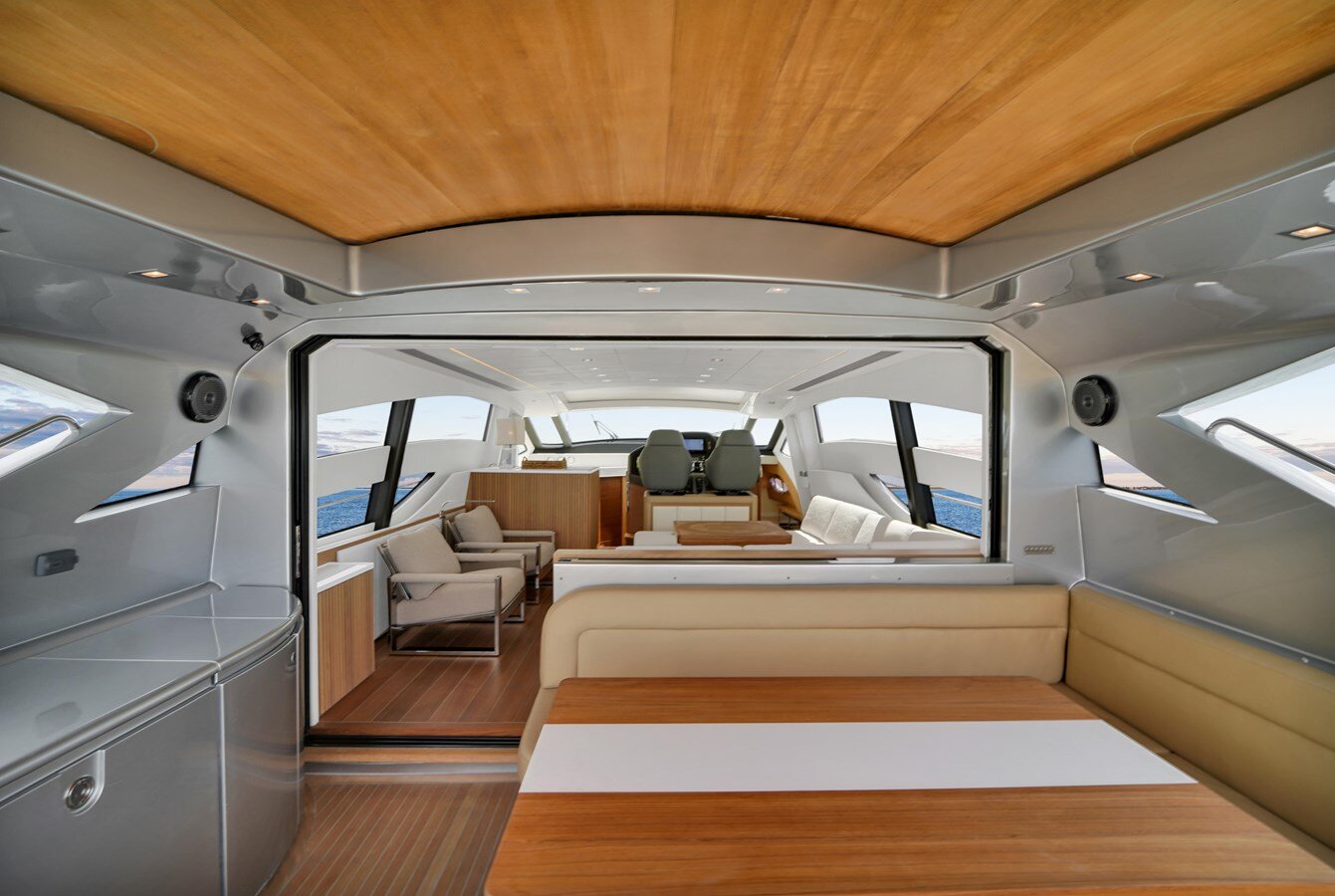 2009-pershing-72-d20ab2