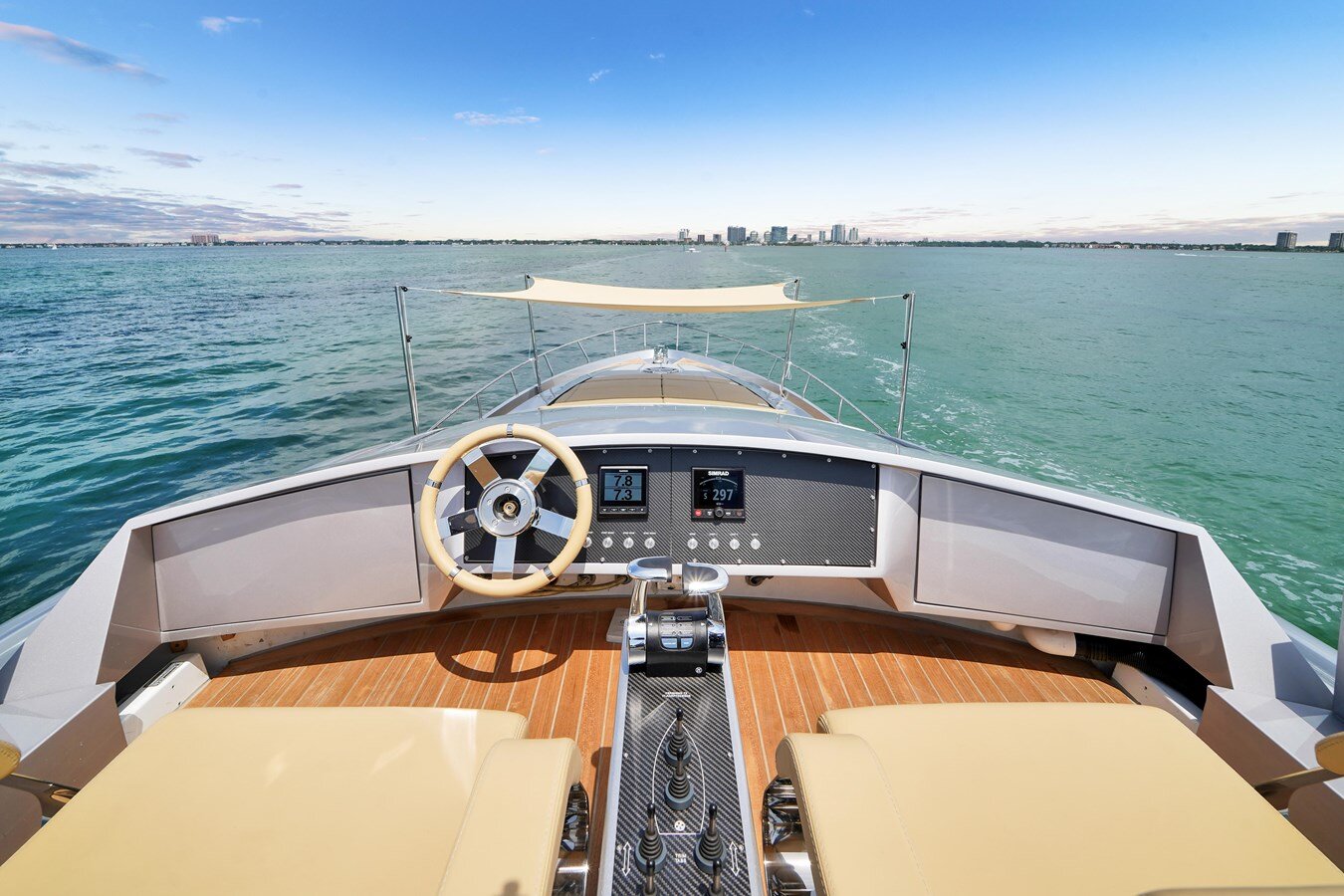 2009-pershing-72-d20ab2