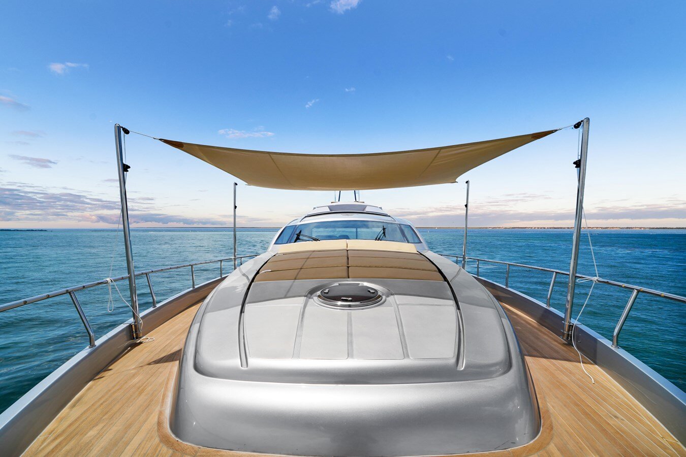 2009-pershing-72-d20ab2