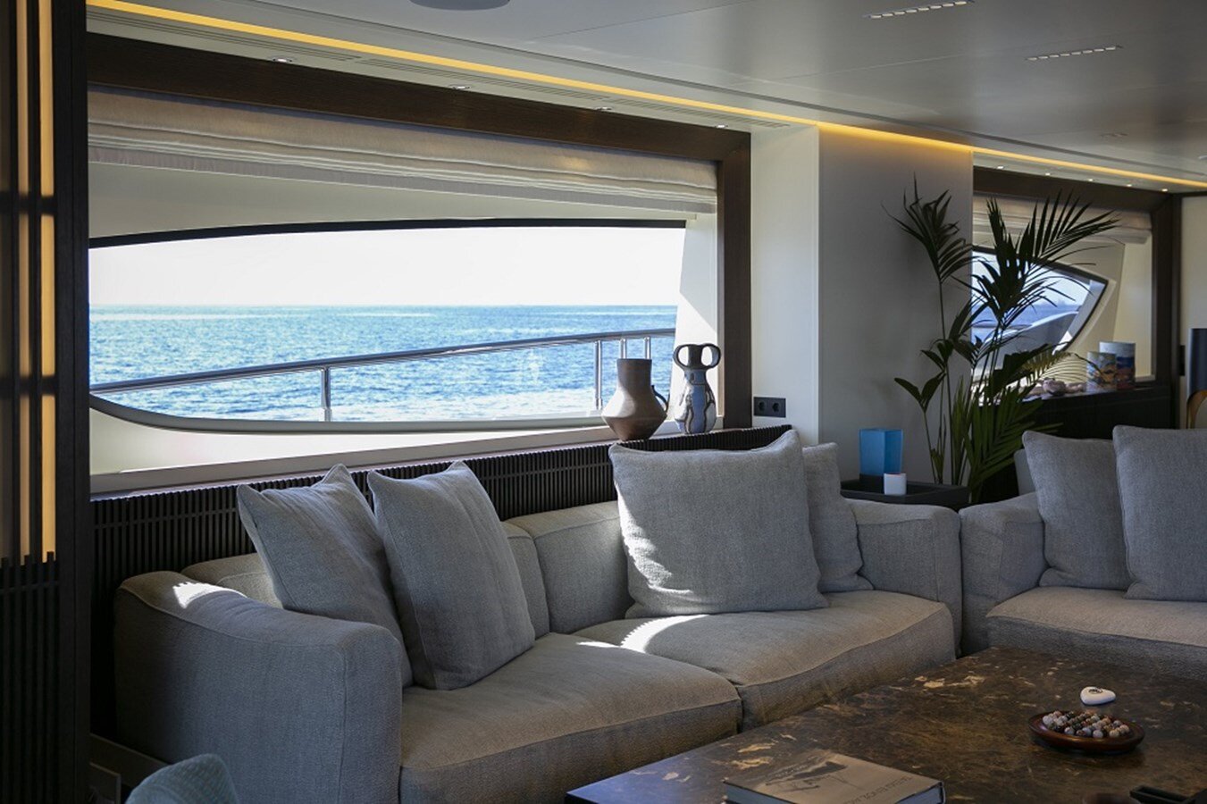 2009-posillipo-120-1-f4f8f9