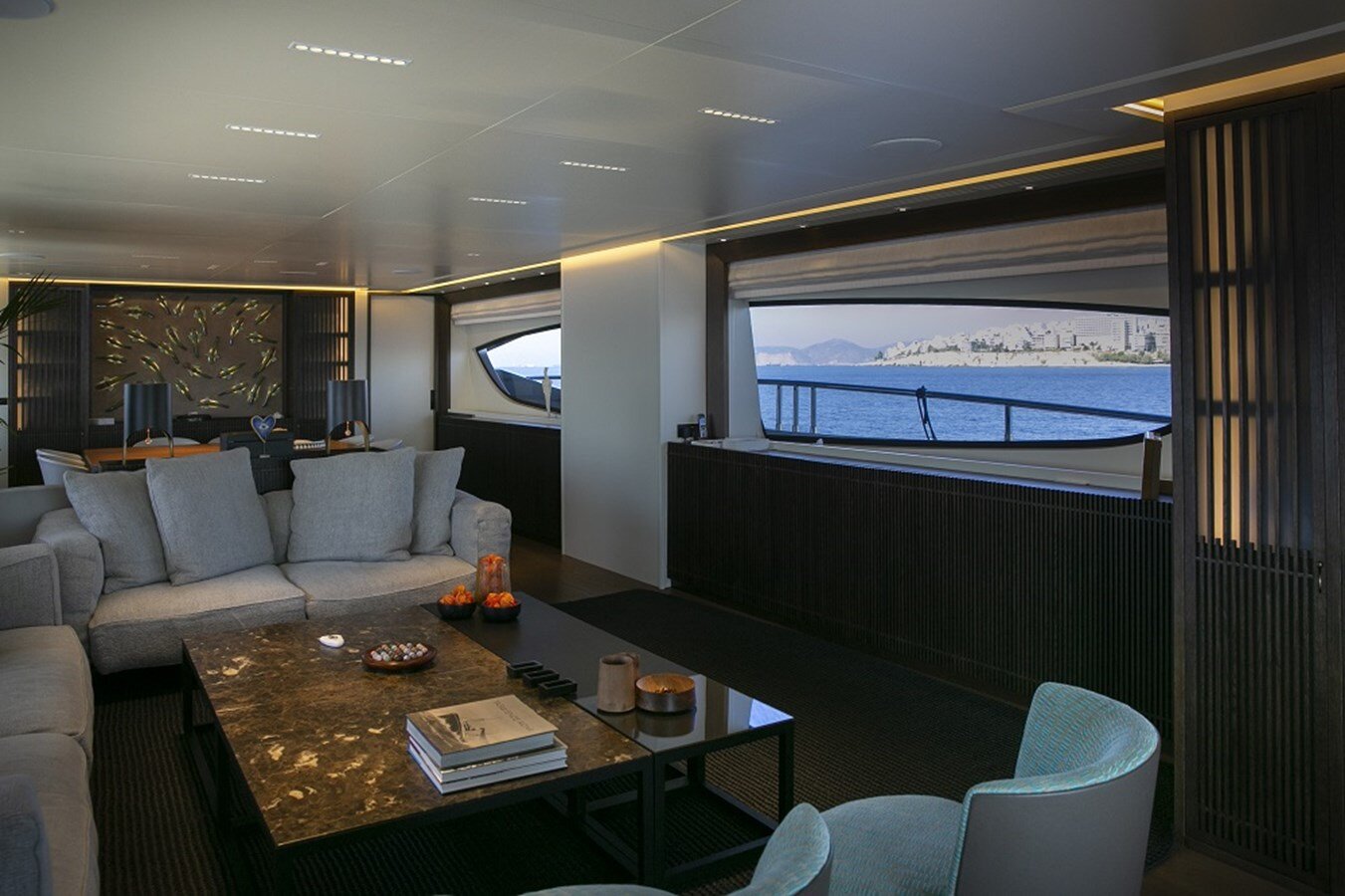 2009-posillipo-120-1-f4f8f9