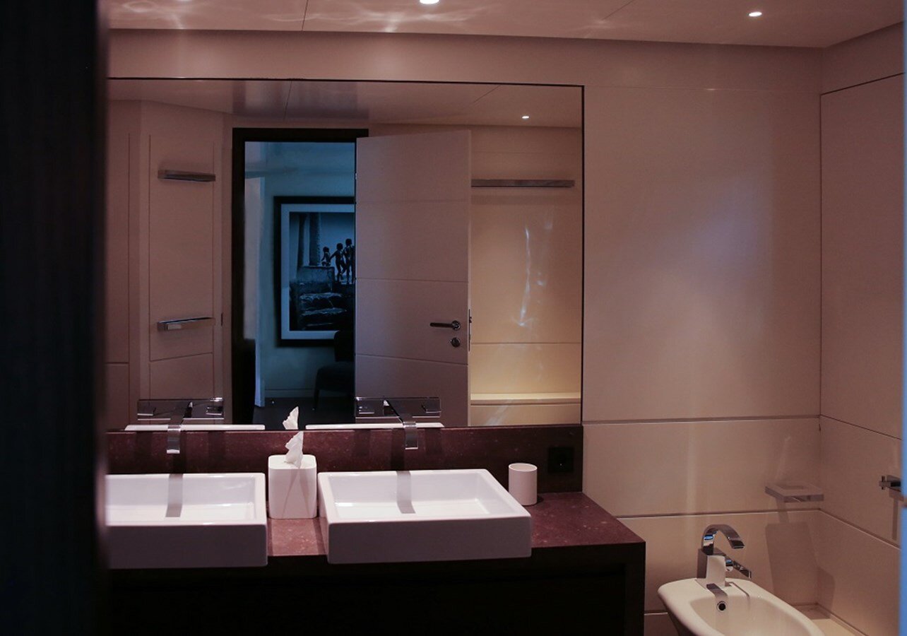 2009-posillipo-120-1-f4f8f9