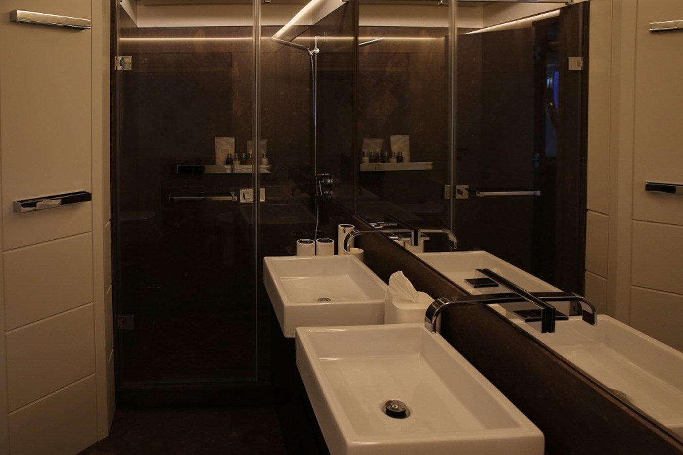 2009-posillipo-120-1-f4f8f9