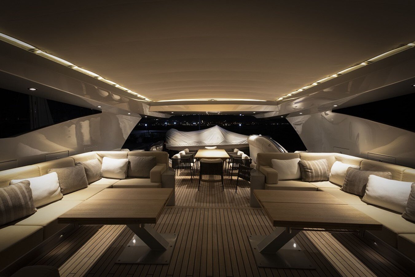 2009-posillipo-120-1-f4f8f9