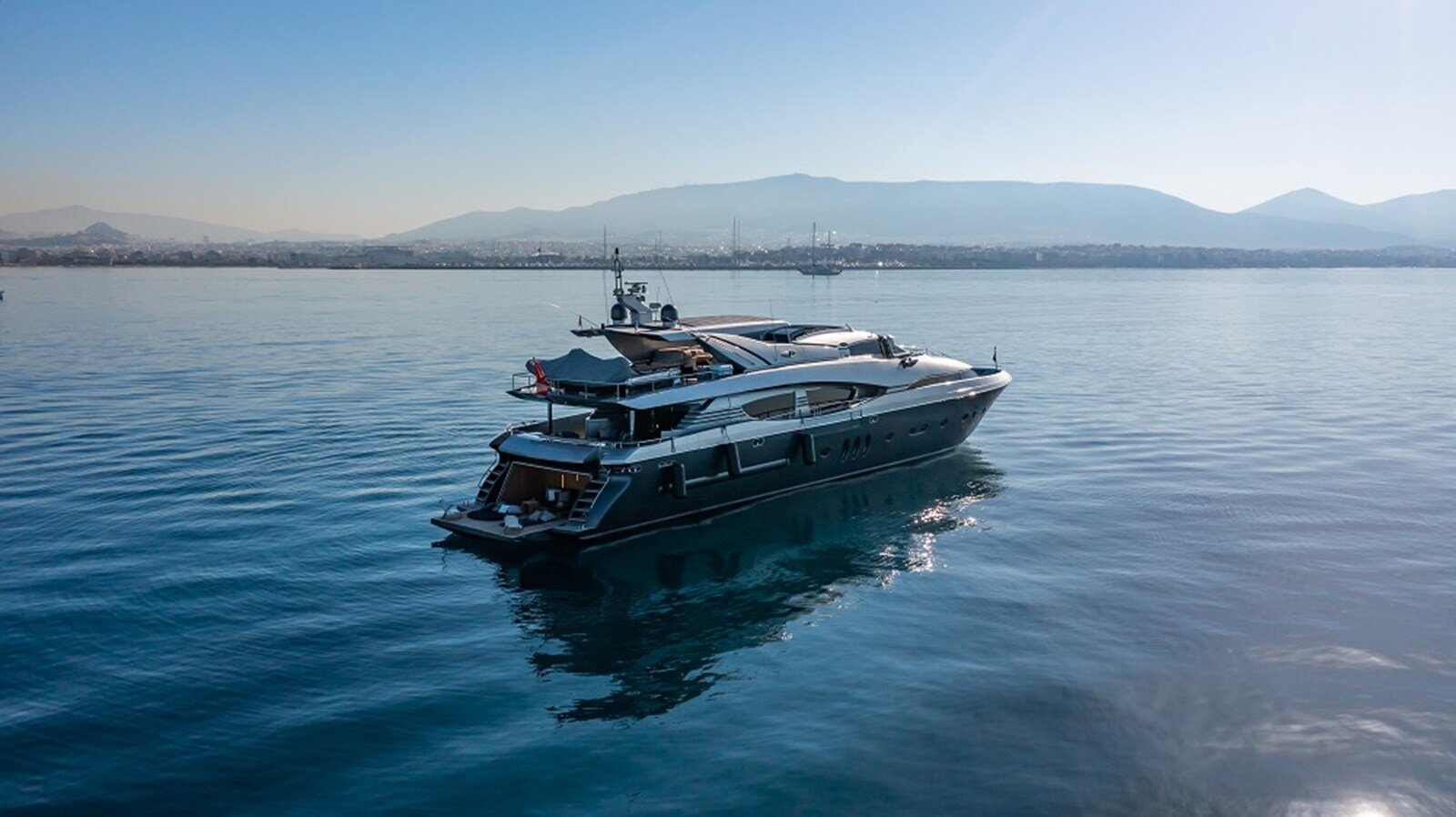 2009-posillipo-120-1-f4f8f9