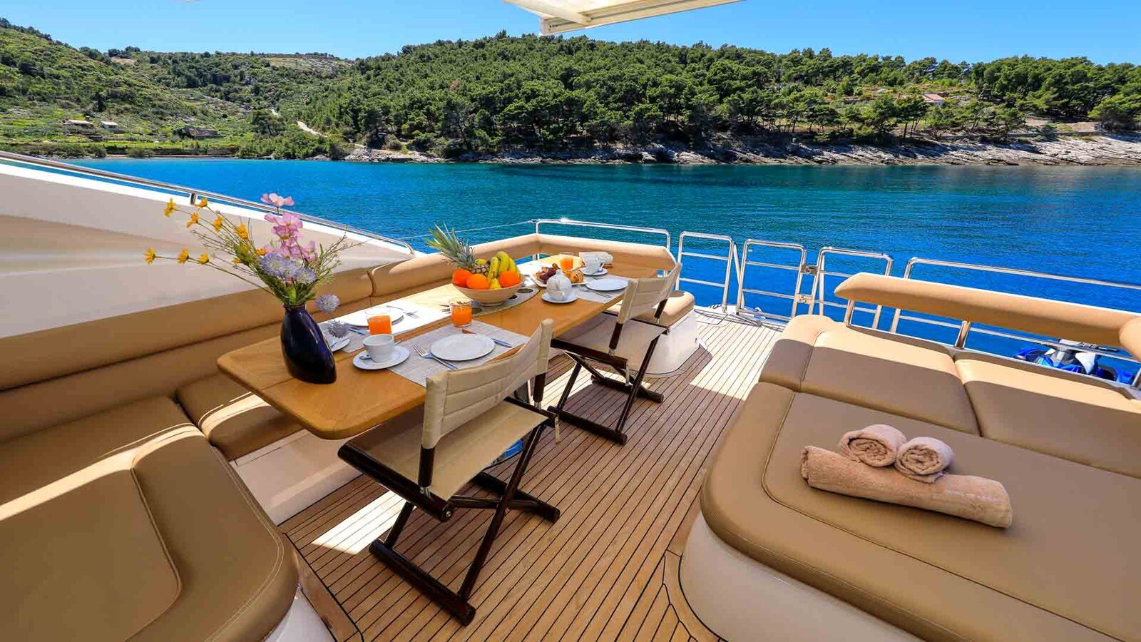 2009 PRINCESS YACHTS 66' 9