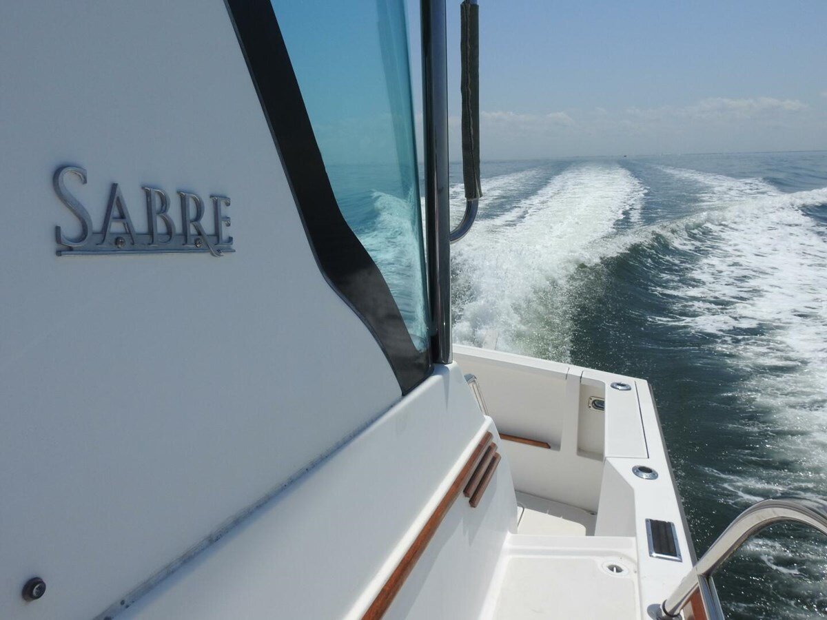 2009-sabre-yachts-42-2eb5c7