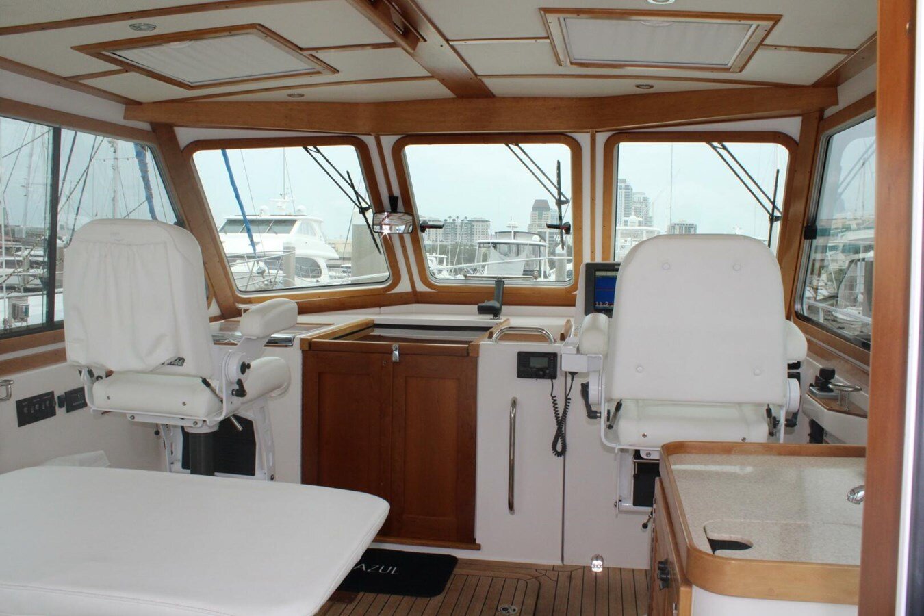 2009-sabre-yachts-42-2eb5c7