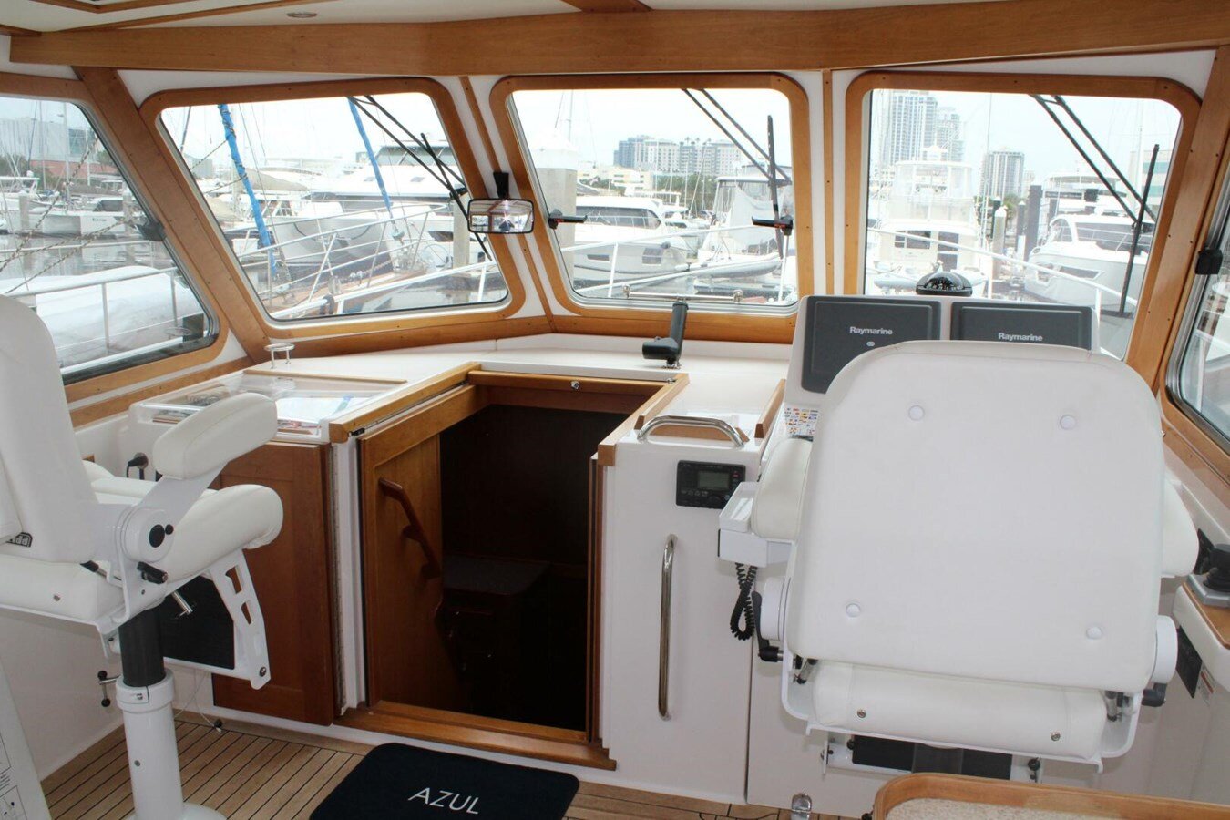 2009-sabre-yachts-42-2eb5c7