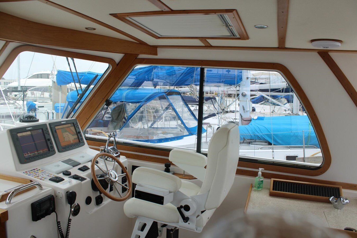 2009-sabre-yachts-42-2eb5c7