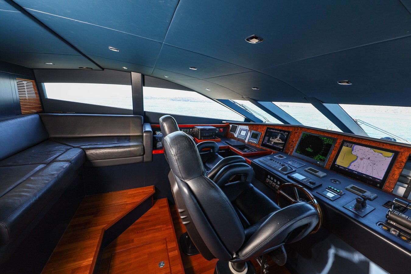 2009-sunseeker-111-7-5a7738