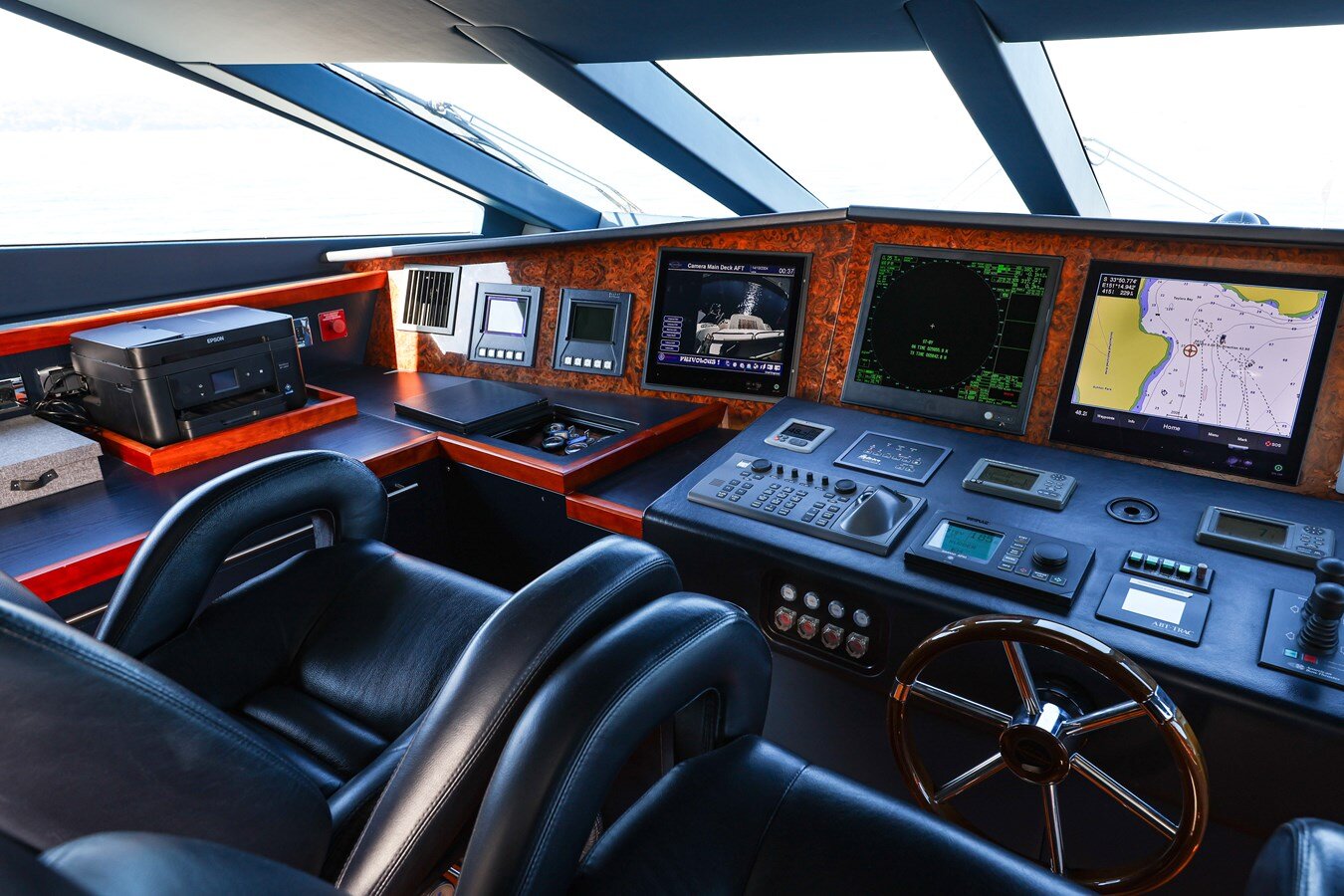 2009-sunseeker-111-7-5a7738