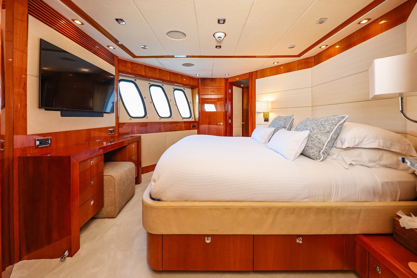 2009-sunseeker-111-7-5a7738