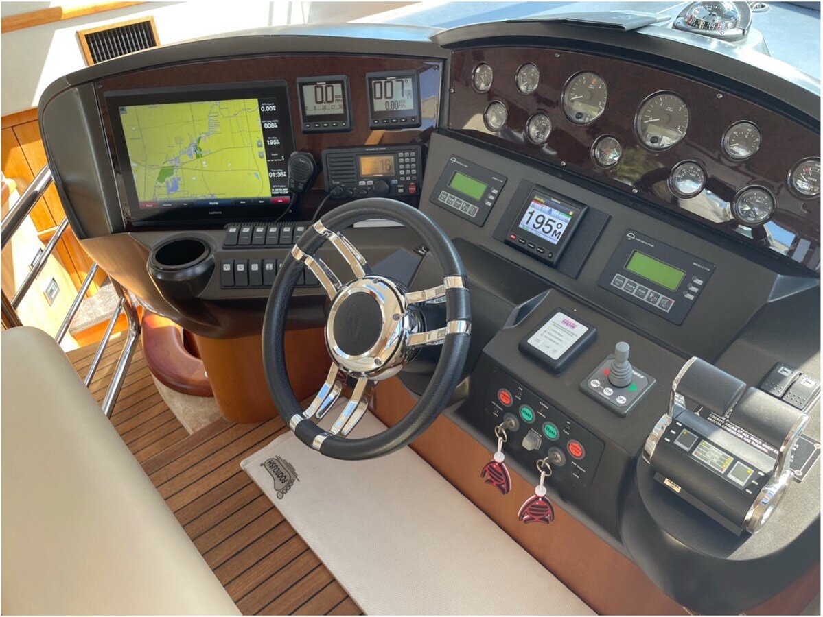 2009-sunseeker-57-9-65d404