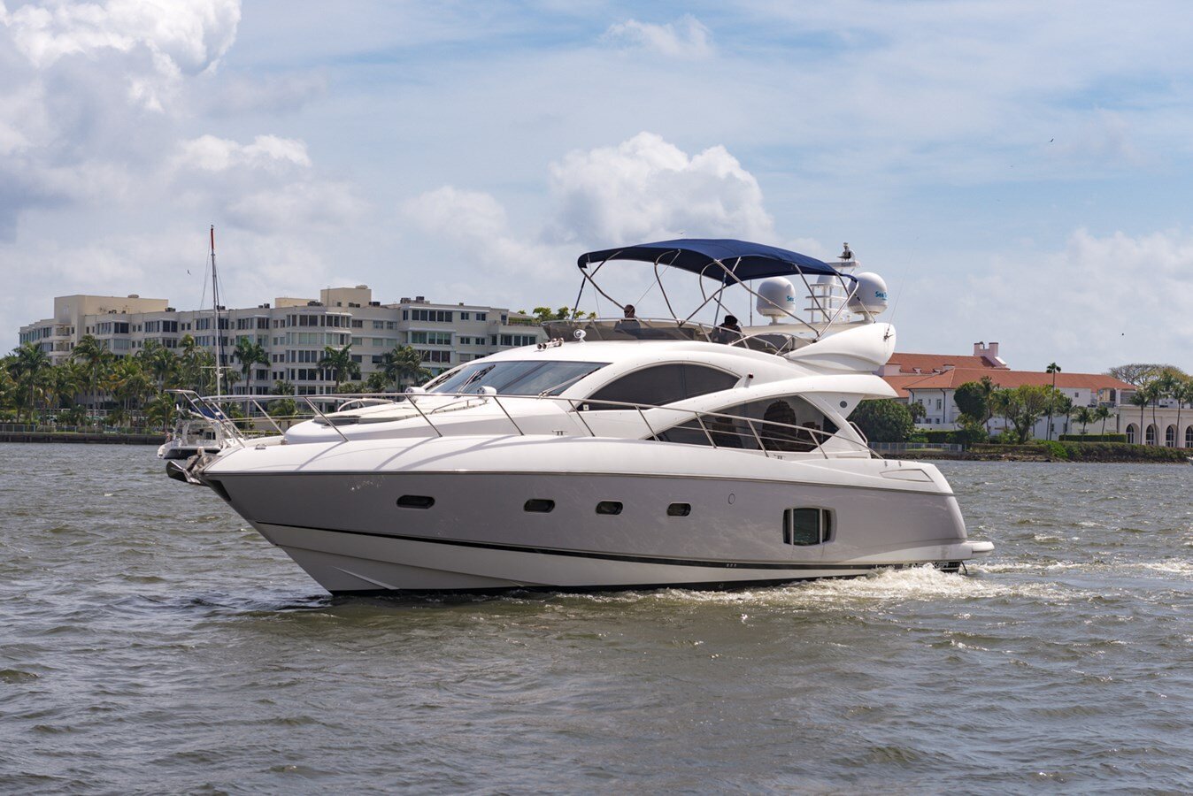 2009-sunseeker-64-459ea3