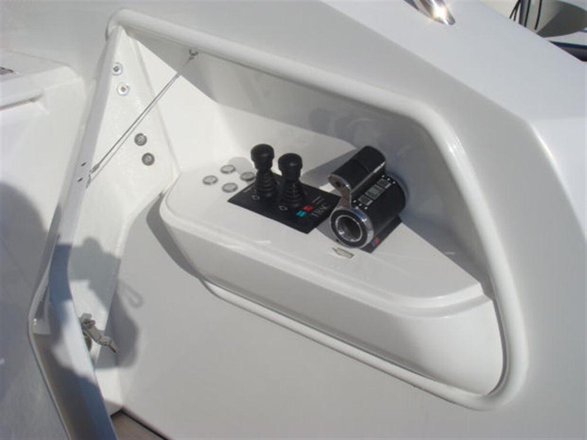 2009-sunseeker-84-986c66