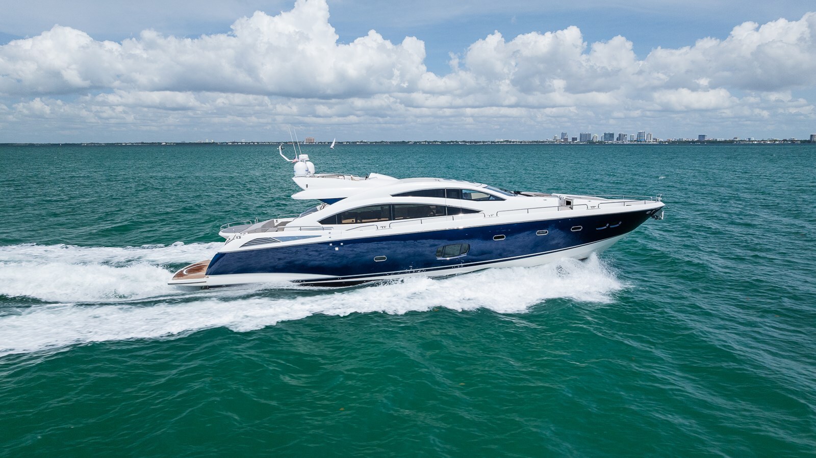 2009-sunseeker-86-7803da