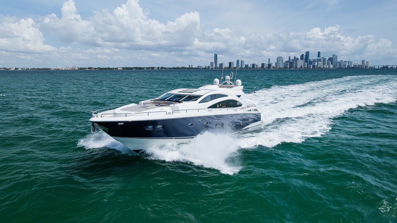 2009-sunseeker-86-7803da