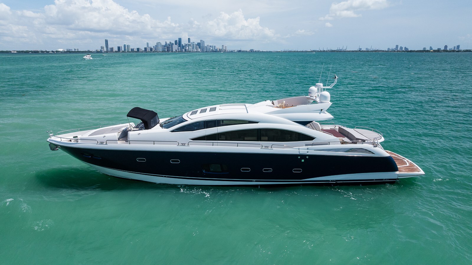 2009-sunseeker-86-7803da