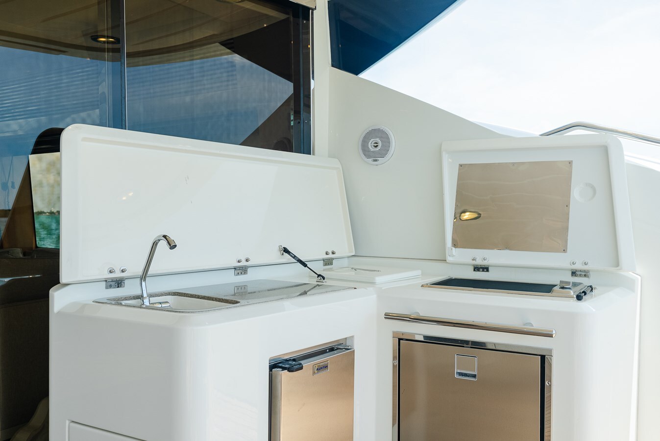 2009-sunseeker-86-7803da