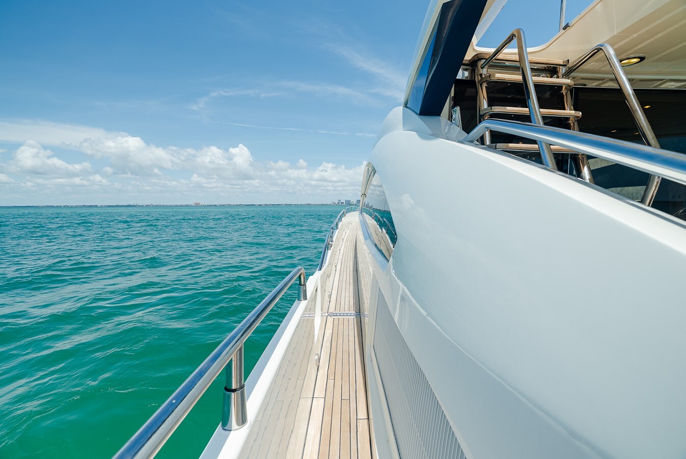 2009-sunseeker-86-7803da