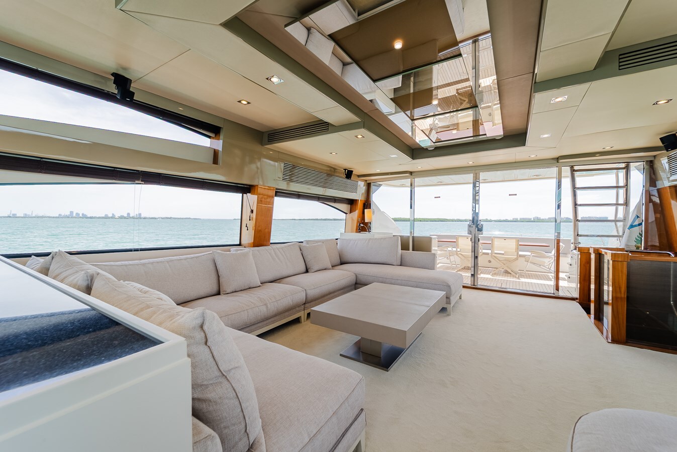 2009-sunseeker-86-7803da